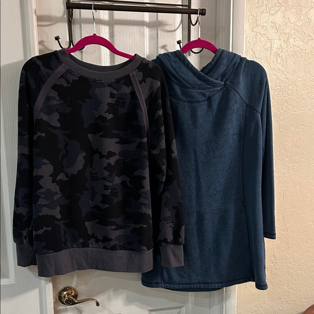 2 Prana sweatshirts - size M